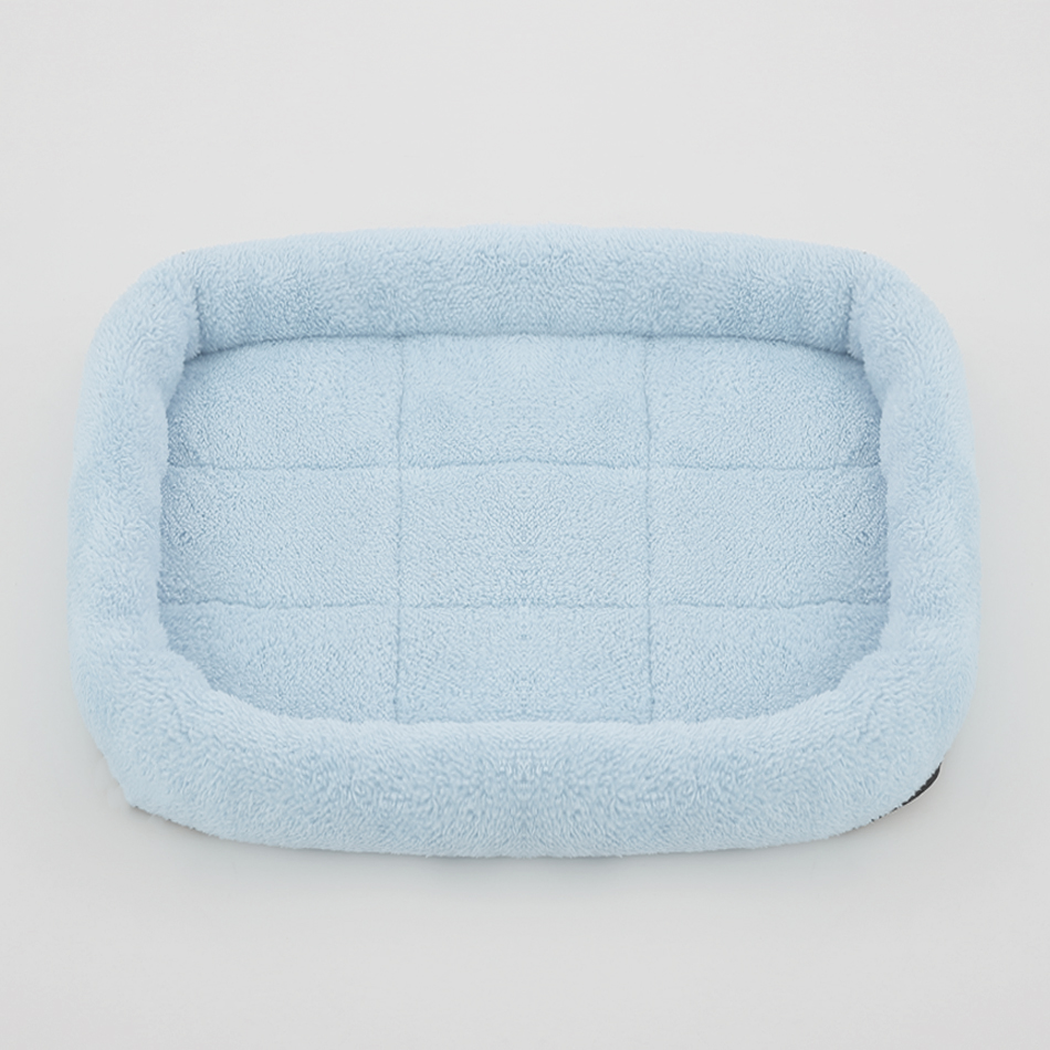 Tapete de cama quadrada macia  - Pet Supplies Plus avaliação e preço